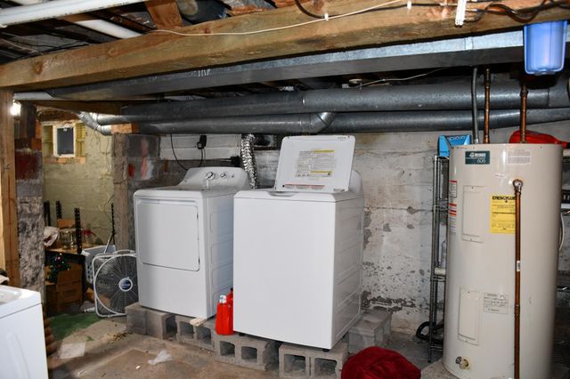 321 Tindolph Avenue N, Thief River Falls, MN 56701