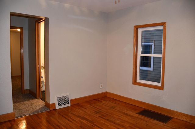 321 Tindolph Avenue N, Thief River Falls, MN 56701