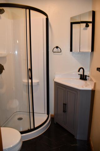 321 Tindolph Avenue N, Thief River Falls, MN 56701