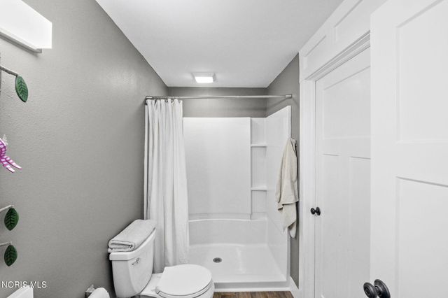 7048 Altonbrough Drive, Toledo, OH 43617