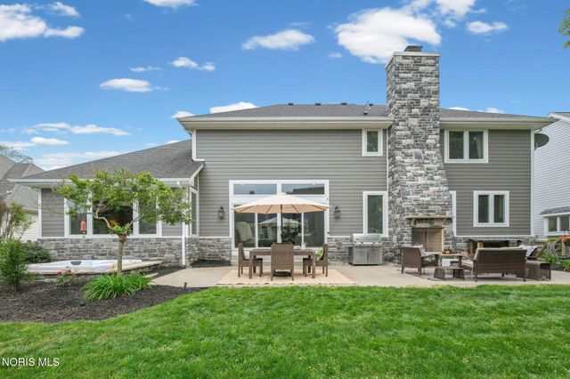 7048 Altonbrough Drive, Toledo, OH 43617