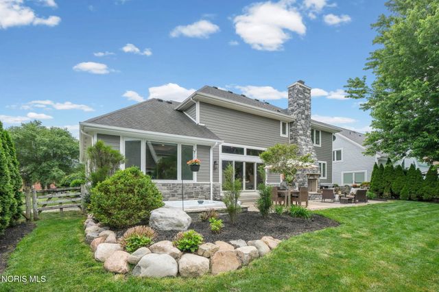7048 Altonbrough Drive, Toledo, OH 43617