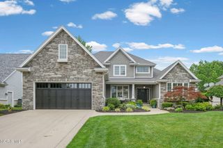 7048 Altonbrough Drive, Toledo, OH 43617