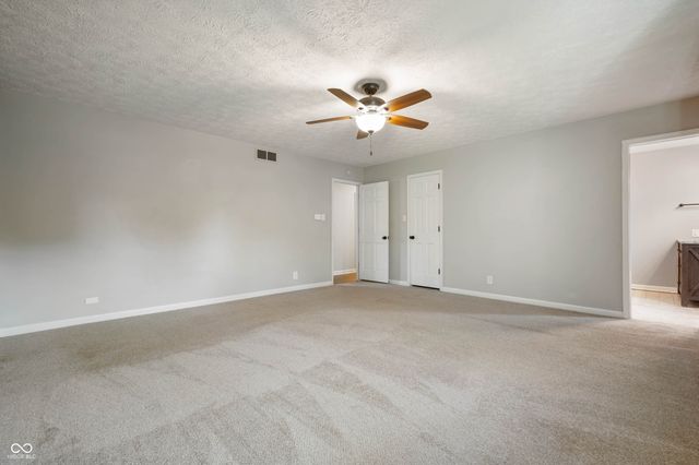 1346 Smokey Row Lane, Carmel, IN 46033