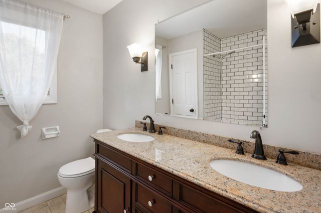 1346 Smokey Row Lane, Carmel, IN 46033