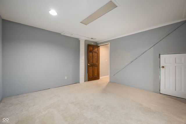 1346 Smokey Row Lane, Carmel, IN 46033