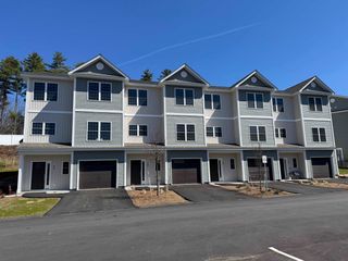 4A Dearborn Circle, Goffstown, NH 03045