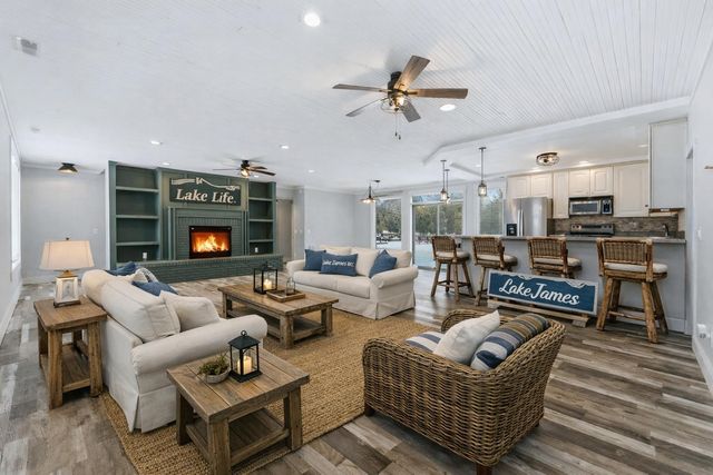 335 Lane 230 Jimmerson Lake, Angola, IN 46703