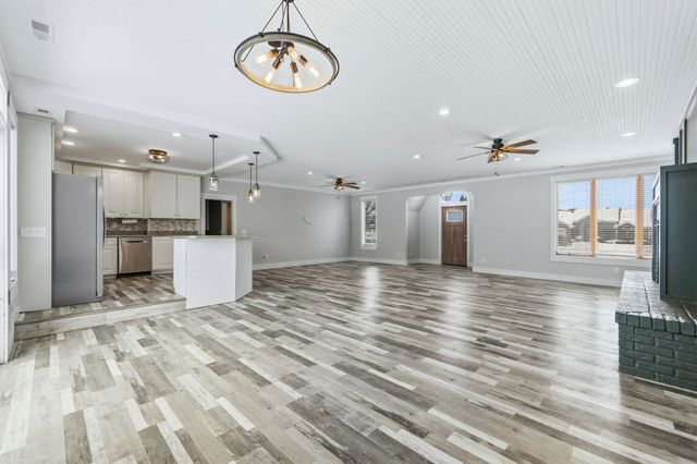 335 Lane 230 Jimmerson Lake, Angola, IN 46703