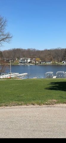 335 Lane 230 Jimmerson Lake, Angola, IN 46703