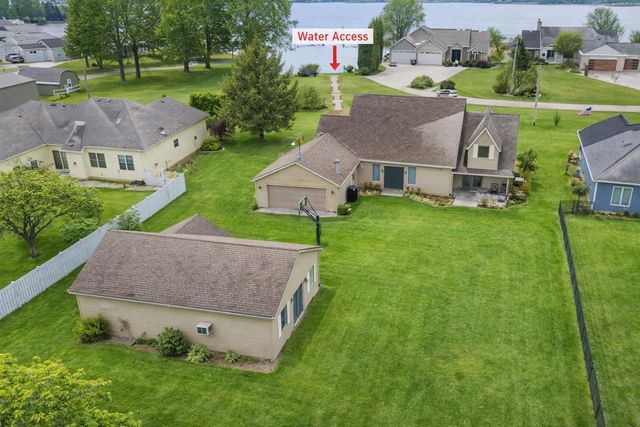 335 Lane 230 Jimmerson Lake, Angola, IN 46703