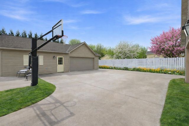 335 Lane 230 Jimmerson Lake, Angola, IN 46703