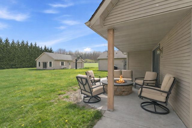 335 Lane 230 Jimmerson Lake, Angola, IN 46703