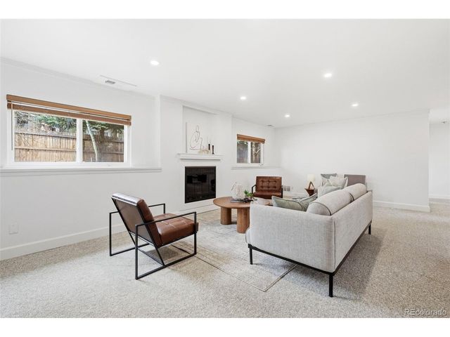 5437 S Swadley Ct, Littleton, CO 80127