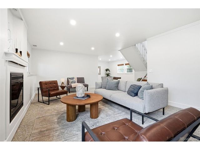 5437 S Swadley Ct, Littleton, CO 80127