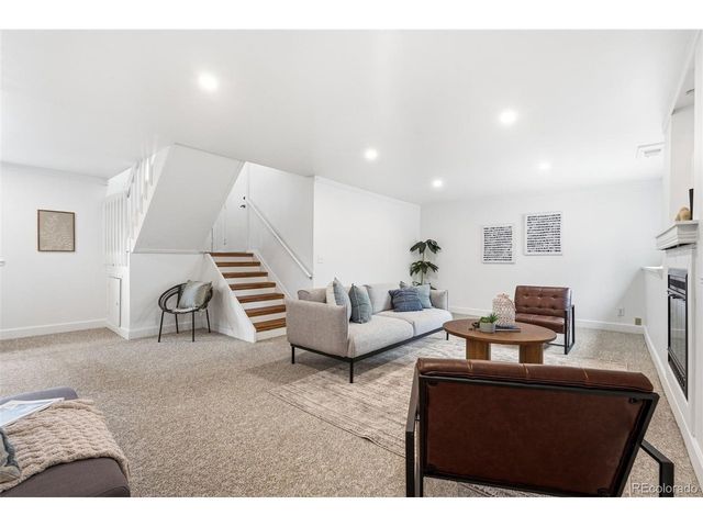 5437 S Swadley Ct, Littleton, CO 80127