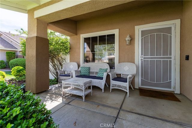 2832 W Pondera Street, Lancaster, CA 93536