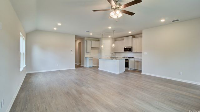 2253 Altiplano, San Antonio, TX 78245