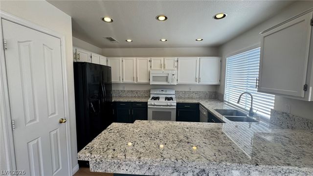 9716 Ridge Creek Place, Las Vegas, NV 89134