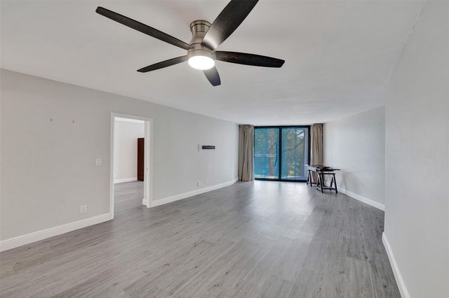 3800 N Hills Drive 412, Hollywood, FL 33021