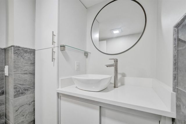 3800 N Hills Drive 412, Hollywood, FL 33021