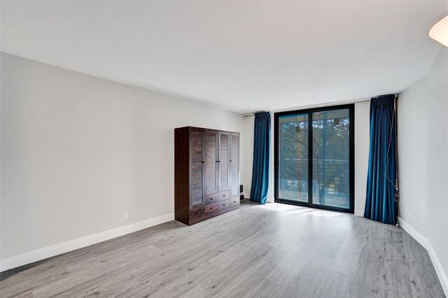 3800 N Hills Drive 412, Hollywood, FL 33021