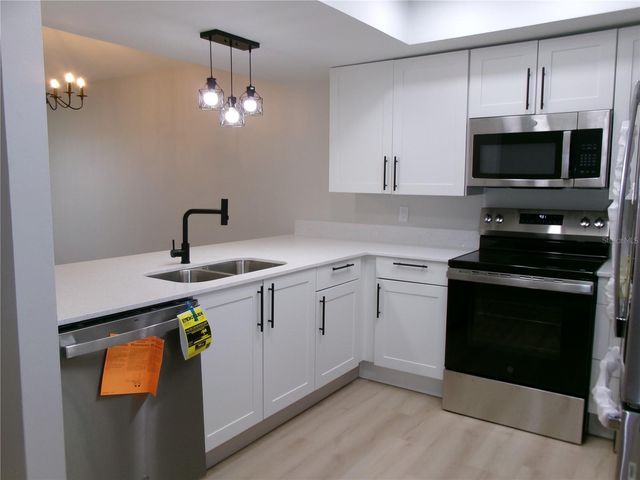 11700 MINTO COURT, Orlando, FL 32837