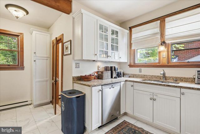 28 MCKEE AVE, Hagerstown, MD 21742