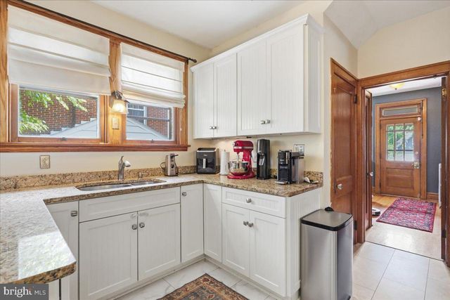 28 MCKEE AVE, Hagerstown, MD 21742