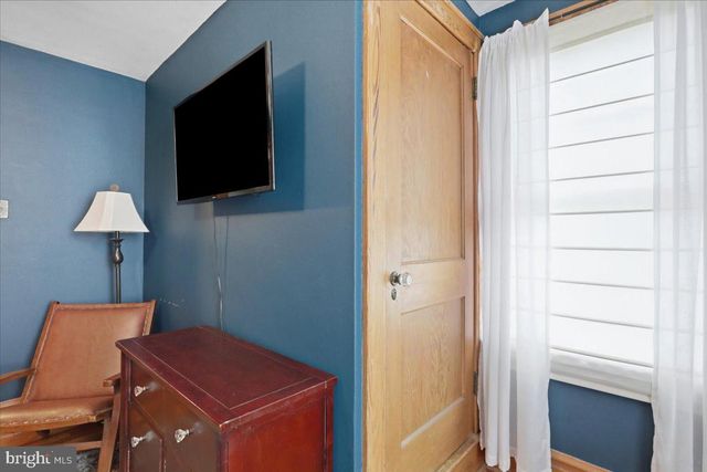28 MCKEE AVE, Hagerstown, MD 21742