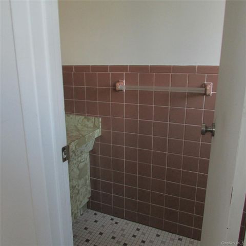 1330 Herald Avenue 1, Elmont, NY 11003