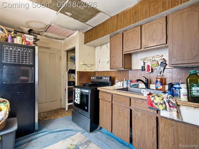 1699 Atkinson Street, Detroit, MI 48206