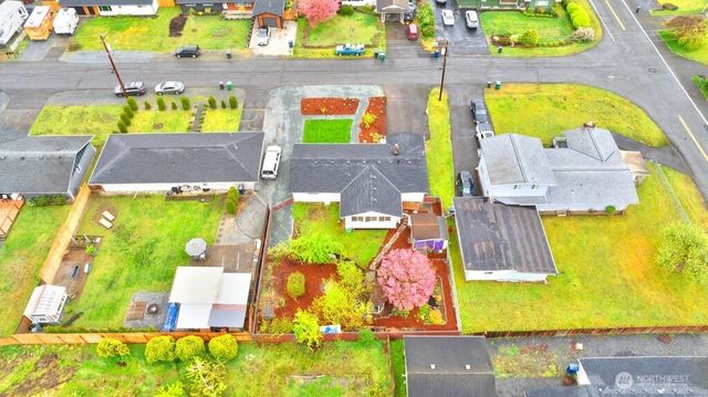8704 48th Drive NE, Marysville, WA 98270