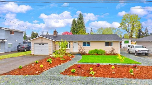 8704 48th Drive NE, Marysville, WA 98270
