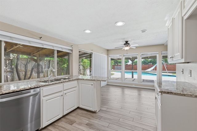 1622 Wendy Way, Richardson, TX 75081
