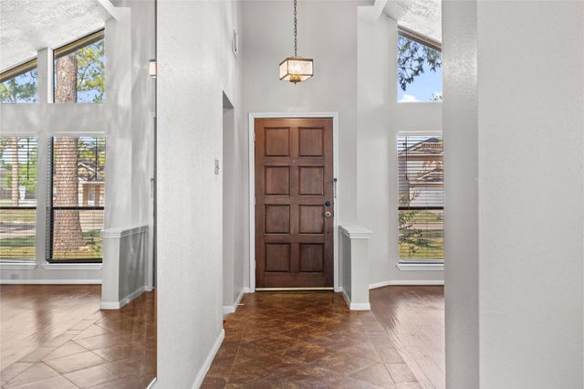 8118 Vista Del Sol Drive, Houston, TX 77083