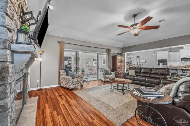 10443 Tam O'shanter Rd, Pensacola, FL 32514
