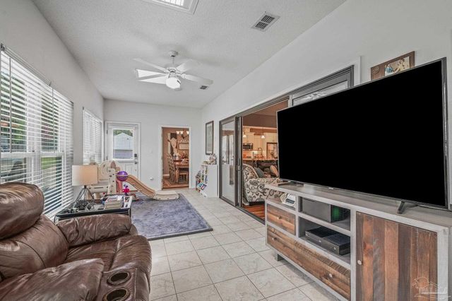 10443 Tam O'shanter Rd, Pensacola, FL 32514