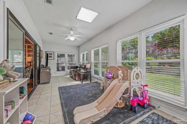 10443 Tam O'shanter Rd, Pensacola, FL 32514