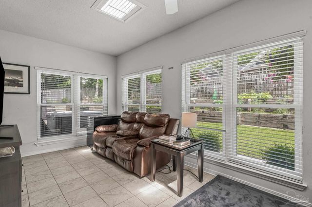 10443 Tam O'shanter Rd, Pensacola, FL 32514