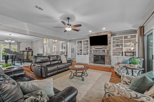 10443 Tam O'shanter Rd, Pensacola, FL 32514