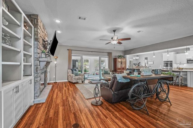 10443 Tam O'shanter Rd, Pensacola, FL 32514