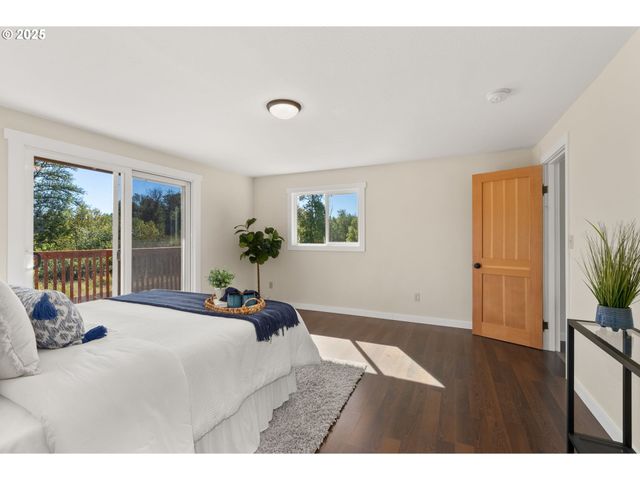 300 LINCOLN CREEK Rd, Centralia, WA 98531