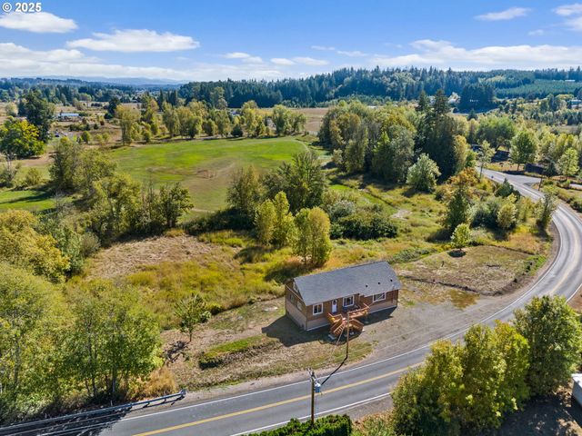 300 LINCOLN CREEK Rd, Centralia, WA 98531