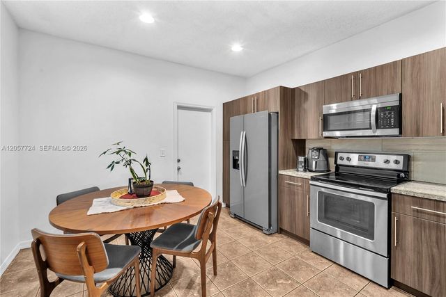 3692 San Simeon Circle, Weston, FL 33331
