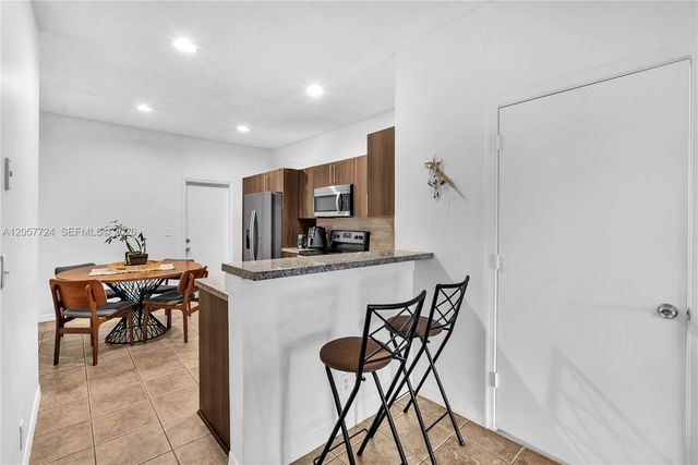 3692 San Simeon Circle, Weston, FL 33331
