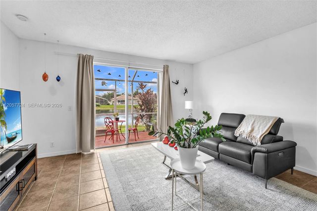 3692 San Simeon Circle, Weston, FL 33331