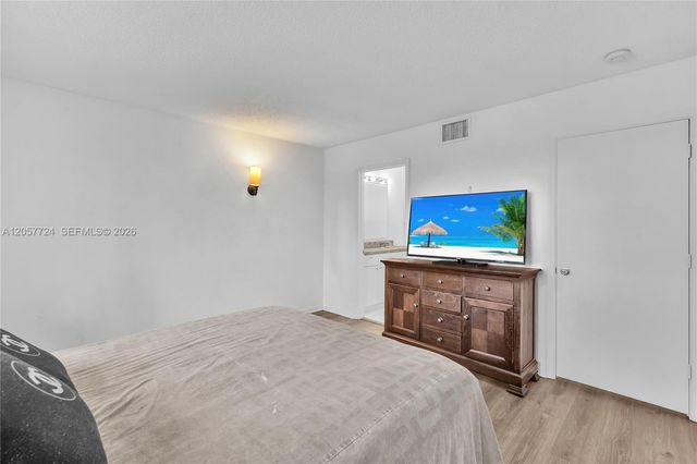 3692 San Simeon Circle, Weston, FL 33331