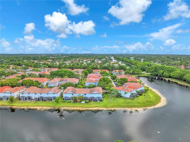 3692 San Simeon Circle, Weston, FL 33331