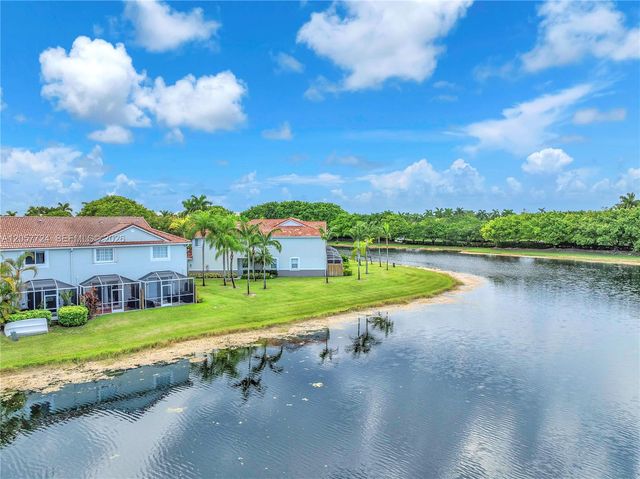 3692 San Simeon Circle, Weston, FL 33331